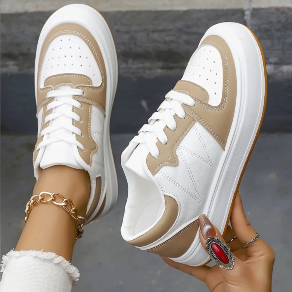 Women's Colorblock Platform Sneakers - Low Top Casual Shoes with Soft Sole